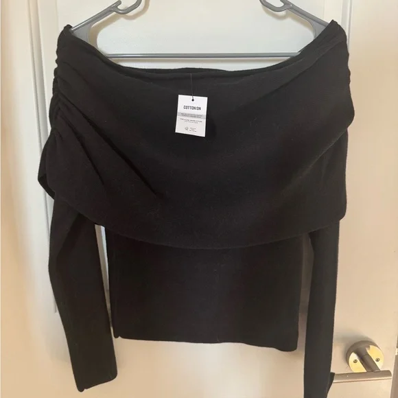 NWT Cotton On Off-Shoulder Black Sweater (Size M) - Picture 1 of 2